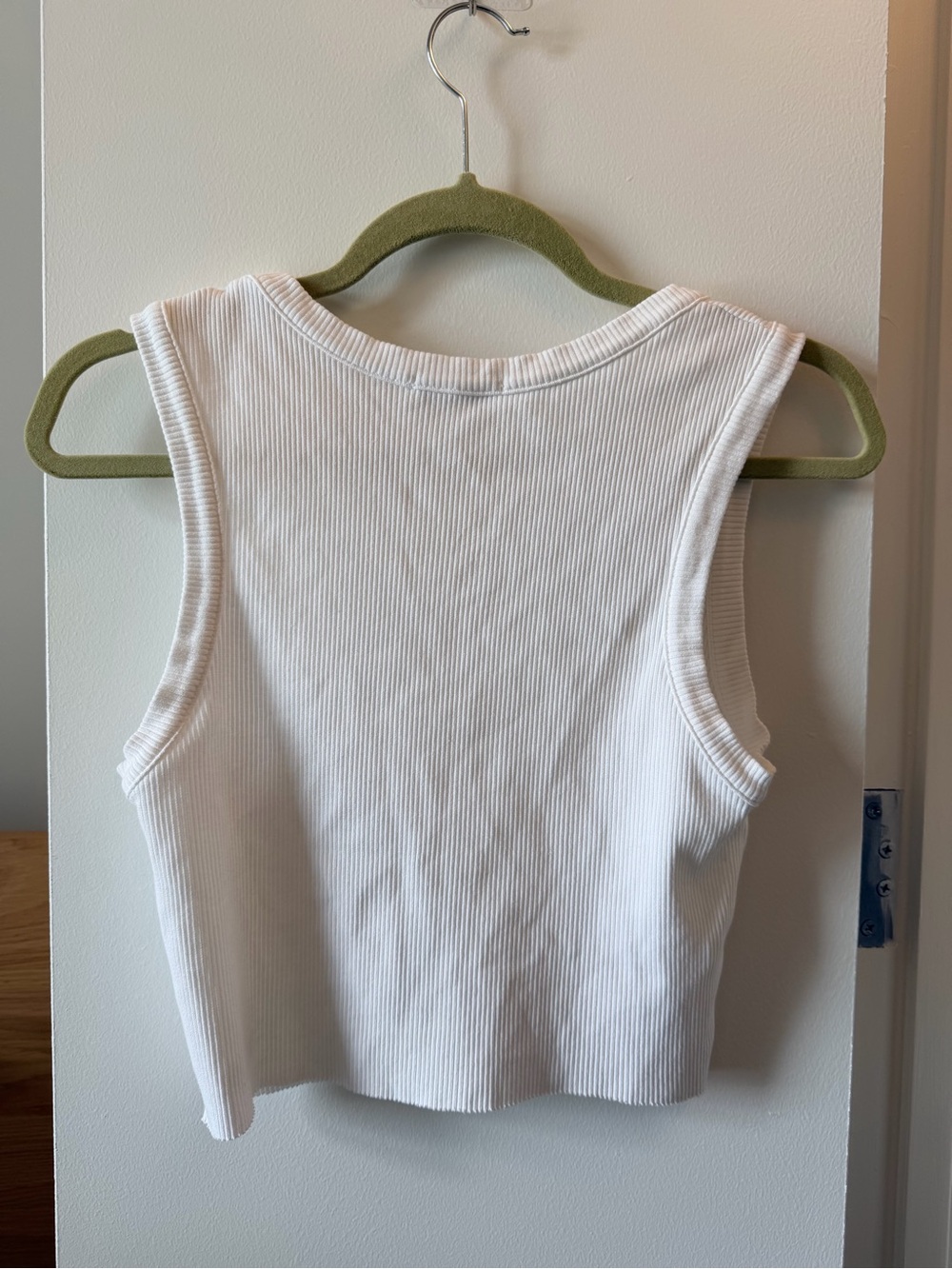 Agolde White Ribbed Cropped Tank - Picture 3 of 3